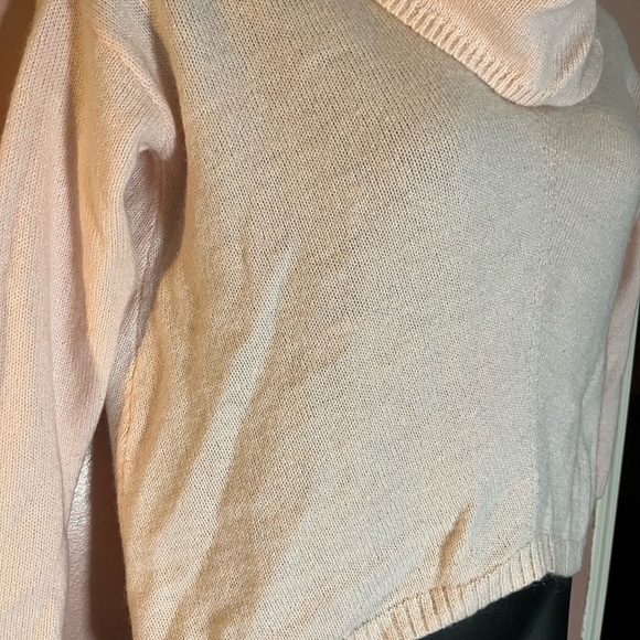 Express oversized Light Pink/peach boho wool blend Cowl Neck Sweater. XS - Picture 4 of 7